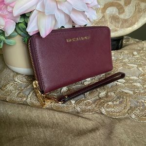 Michael Kors wallet